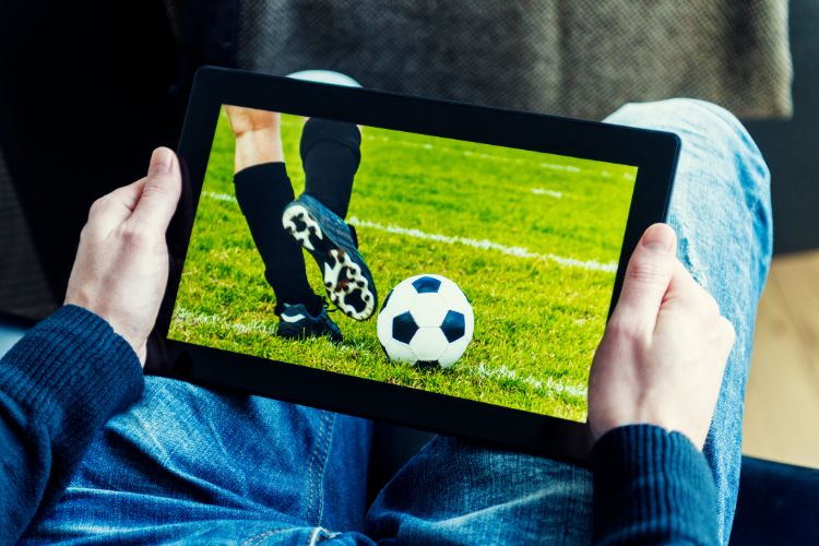 Layanan platform streaming untuk menonton sepak bola